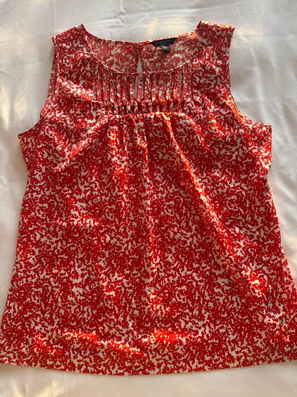 Banana Republic Red and Cream Pintuck Sleeveless Blouse